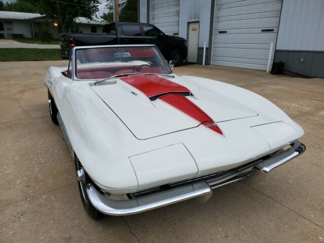 Chevrolet Corvette 1967 image number 9