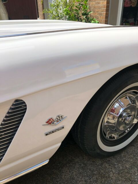 Chevrolet Corvette 1962 image number 1
