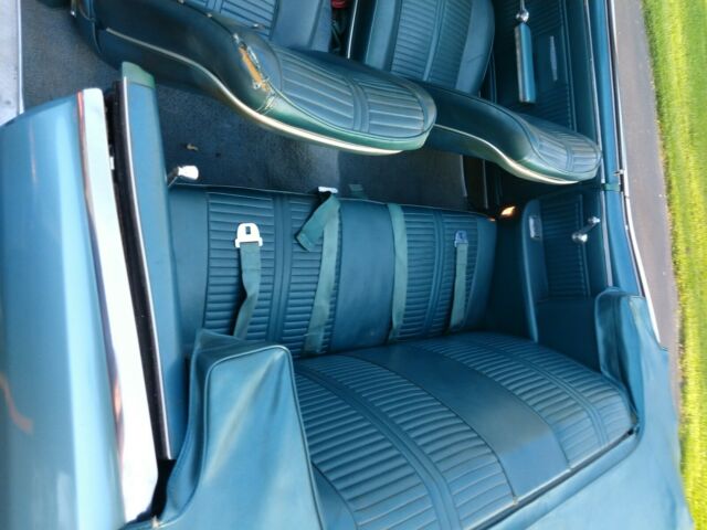 Pontiac Le Mans 1966 image number 43