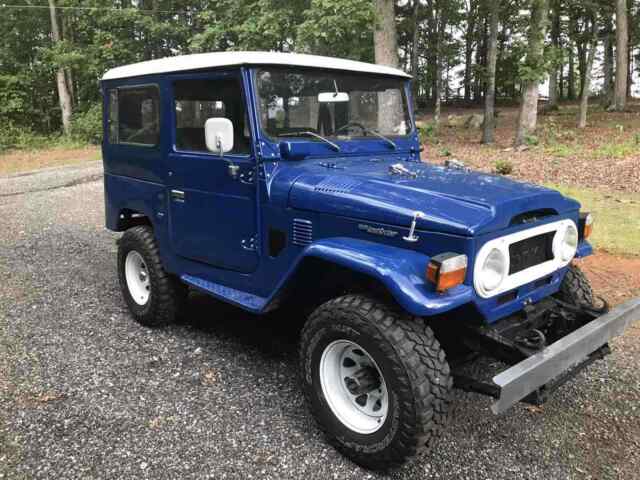 Toyota Land Cruiser 40 1978 image number 21
