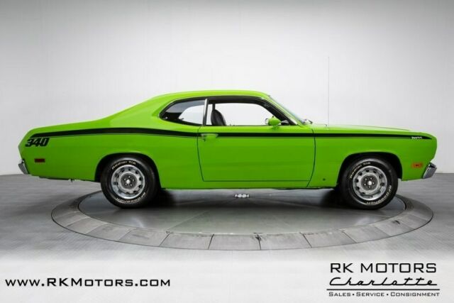 Plymouth Duster 1971 image number 8