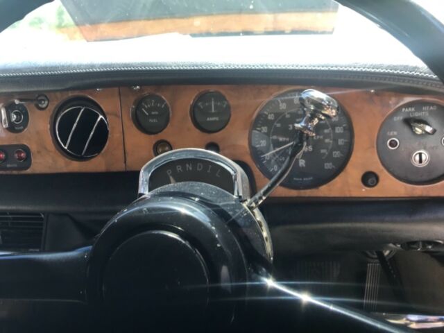 Rolls-Royce Silver Shadow 1971 image number 18