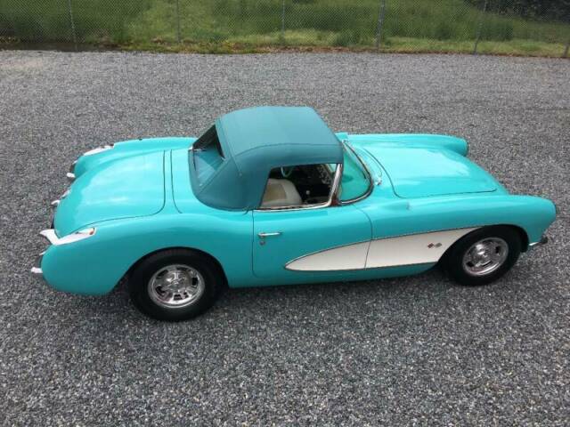 Chevrolet Corvette 1956 image number 12
