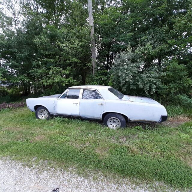 Pontiac Tempest 1967 image number 2
