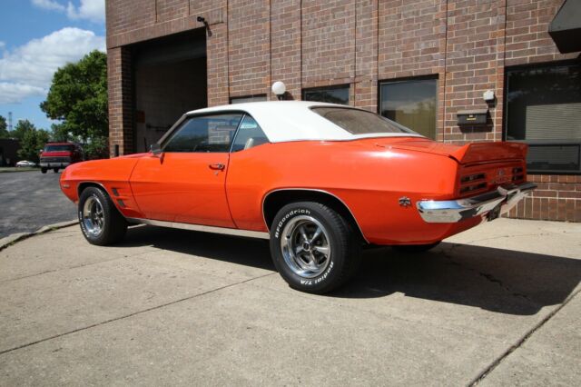 Pontiac Firebird 1969 image number 26