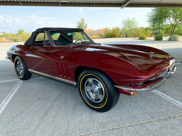 Chevrolet Corvette 1966 image number 9