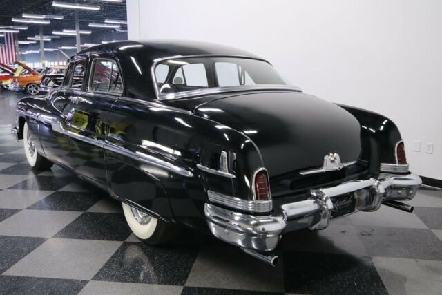 Lincoln Sedan 1951 image number 9