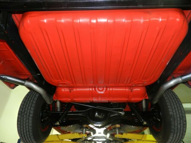 Chevrolet Impala 1962 image number 18