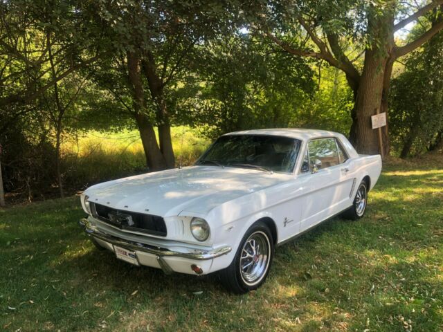 Ford Mustang 1965 image number 0