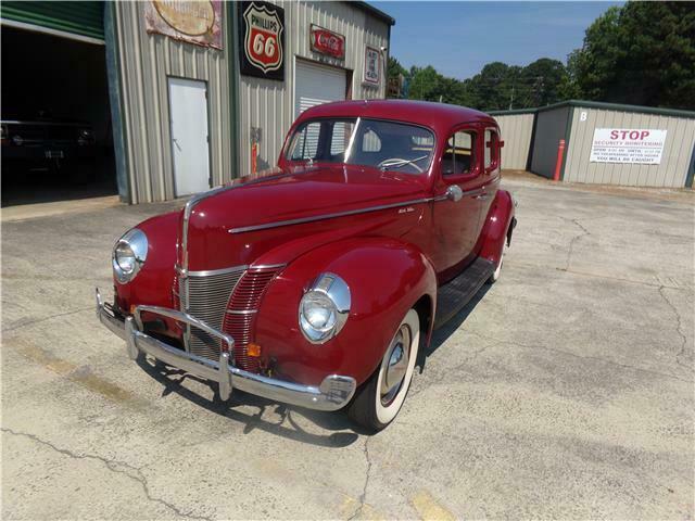 Ford Deluxe Sedan 1940 image number 31
