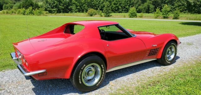 Chevrolet Corvette 1971 image number 3