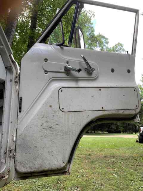 Dodge Van 1966 image number 23