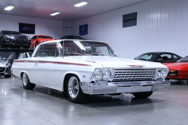 Chevrolet Impala 1962 image number 0