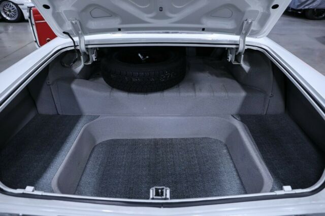Chevrolet Impala 1962 image number 13
