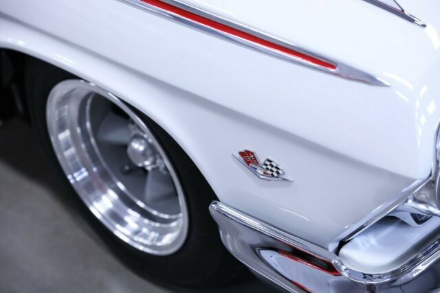 Chevrolet Impala 1962 image number 32