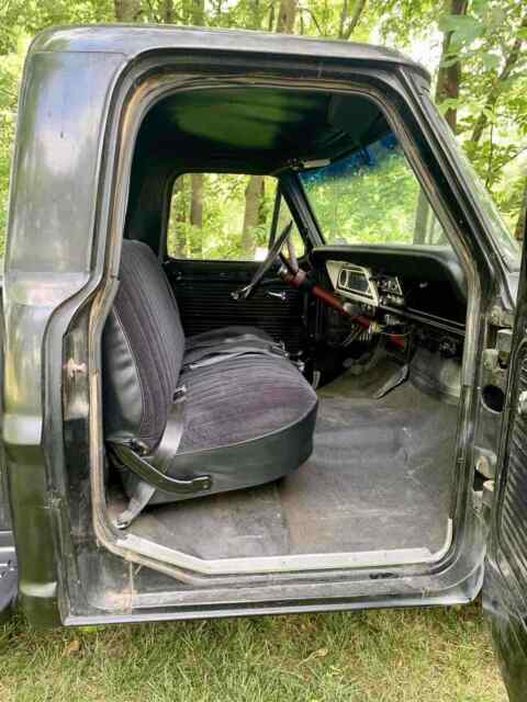 Ford F100 1967 image number 28