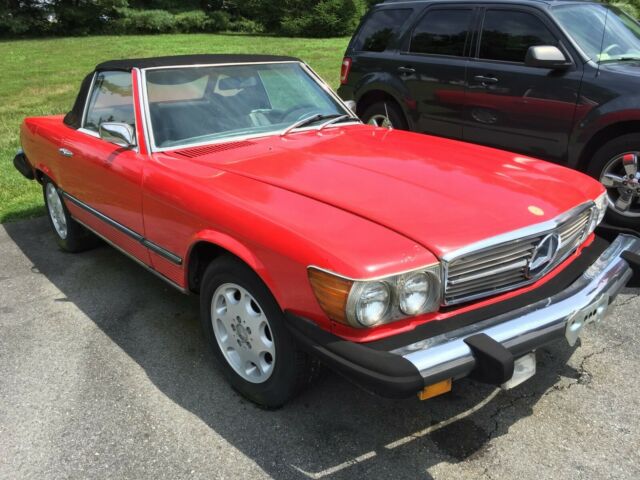 Mercedes-Benz 400-Series 1974 image number 10