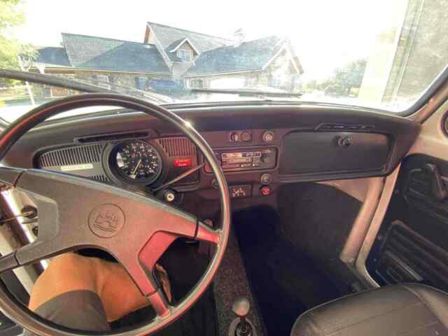 Volkswagen Beetle (1977) 1977 image number 10