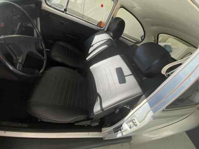 Volkswagen Beetle (1977) 1977 image number 17