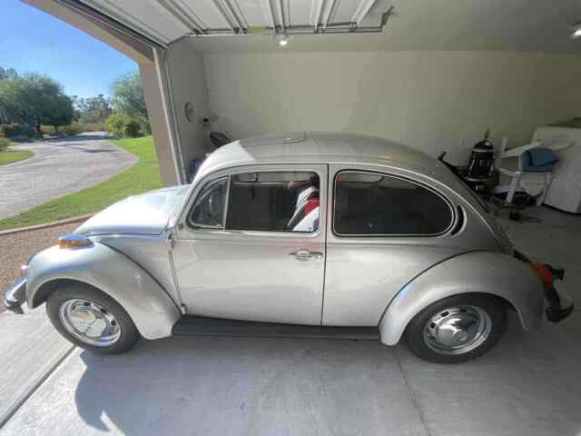 Volkswagen Beetle (1977) 1977 image number 3