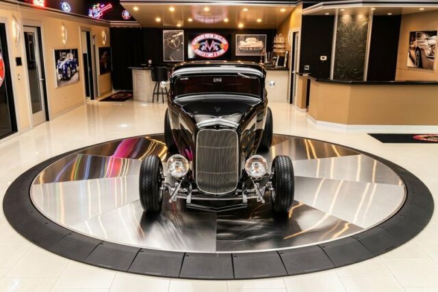 Ford 3-Window 1932 image number 30