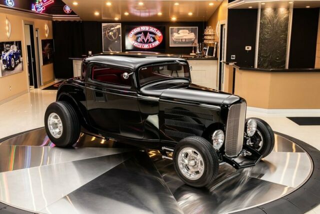 Ford 3-Window 1932 image number 32