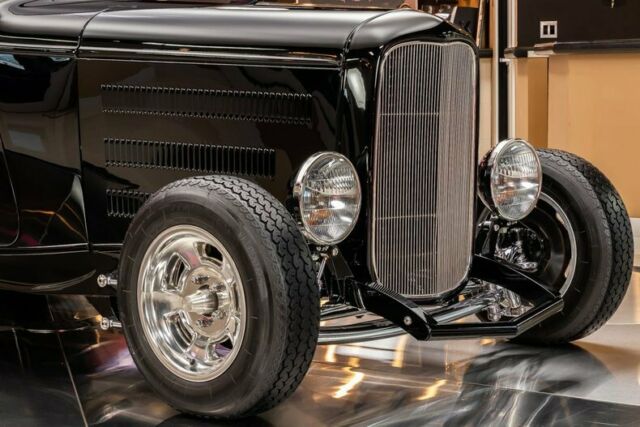 Ford 3-Window 1932 image number 42