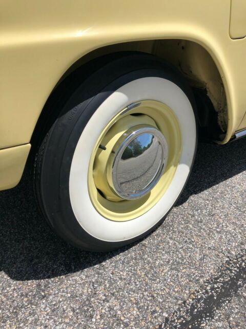 Studebaker Champion 1949 image number 23