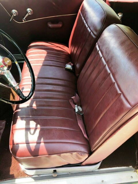 Studebaker Champion 1949 image number 29