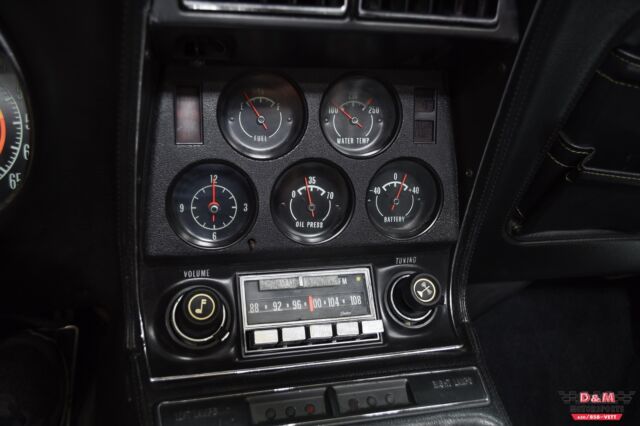 Chevrolet Corvette 1971 image number 17