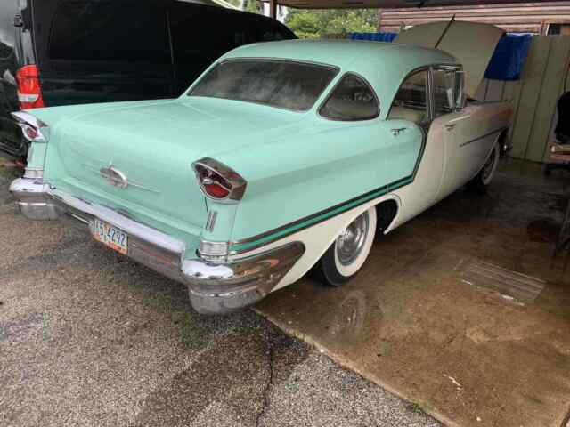 Oldsmobile 88 1957 image number 3