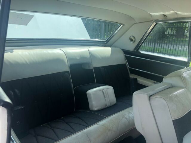 Cadillac DeVille 1964 image number 10