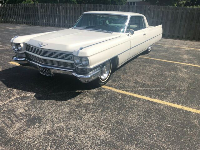 Cadillac DeVille 1964 image number 13