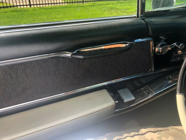 Cadillac DeVille 1964 image number 18