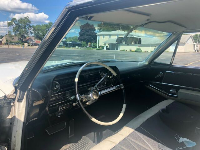 Cadillac DeVille 1964 image number 6