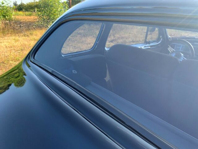 Plymouth Special Deluxe 1948 image number 32