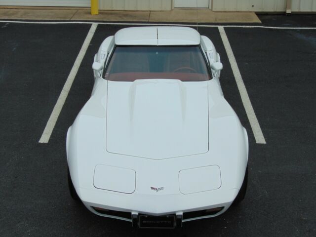 Chevrolet Corvette 1977 image number 31