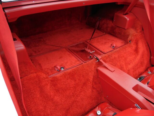 Chevrolet Corvette 1977 image number 37