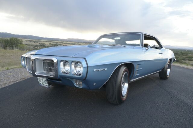 Pontiac Firebird 1969 image number 2