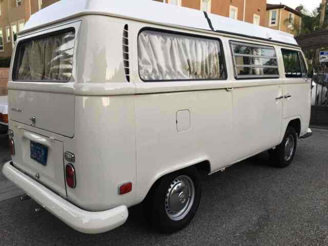 Volkswagen Westfalia Camper 1971 image number 7
