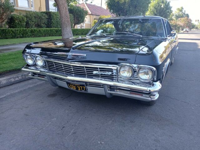 Chevrolet Impala 1965 image number 18