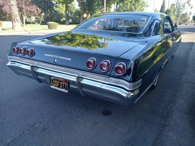 Chevrolet Impala 1965 image number 5