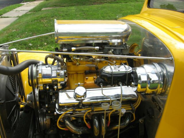 Chevrolet 5 Window Coupe 1933 image number 28