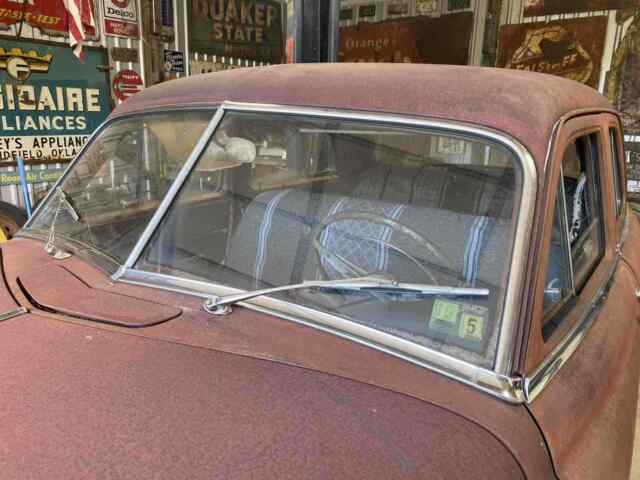 Dodge Coronet 1951 image number 9