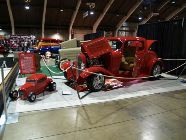 Ford Model B 1932 image number 0