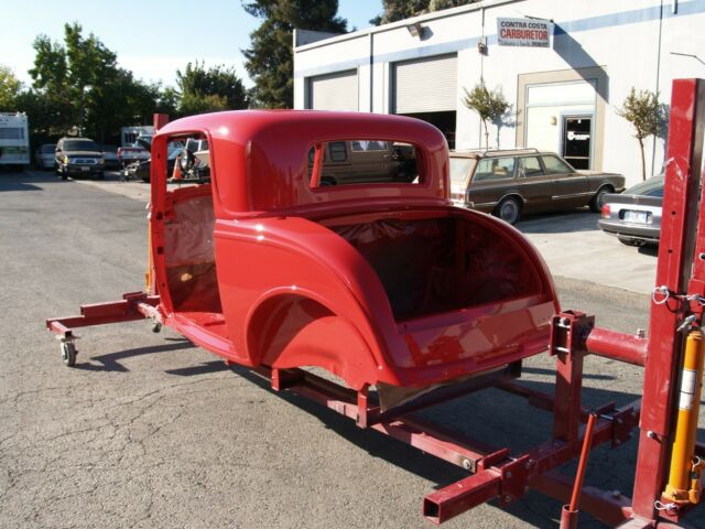 Ford Model B 1932 image number 14