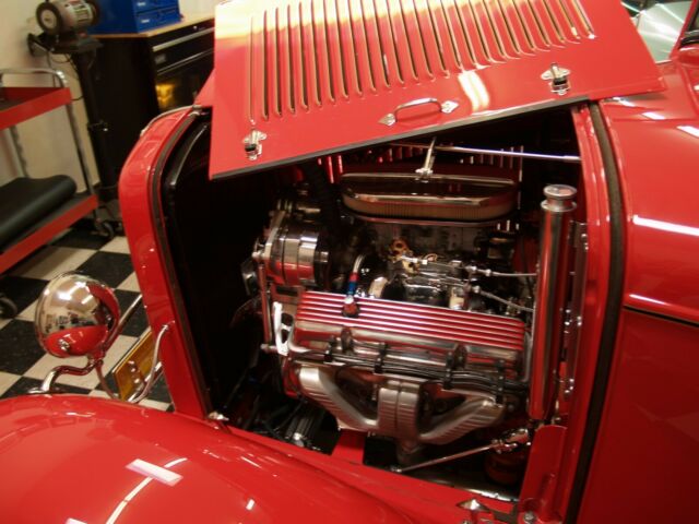 Ford Model B 1932 image number 21
