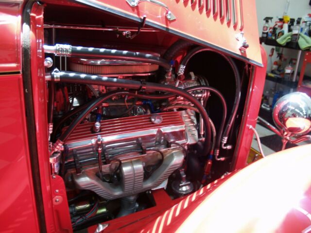 Ford Model B 1932 image number 4