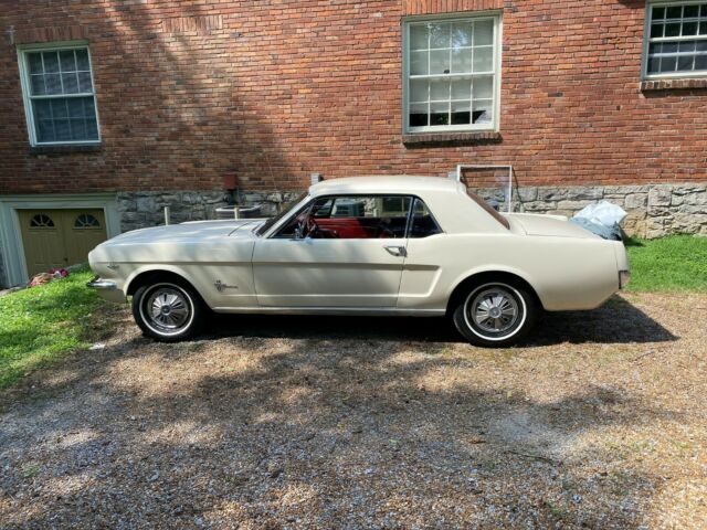 Ford Mustang 1966 image number 0