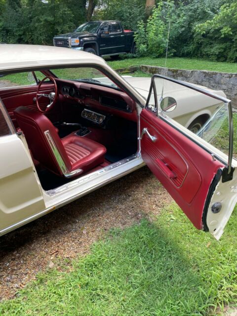 Ford Mustang 1966 image number 37